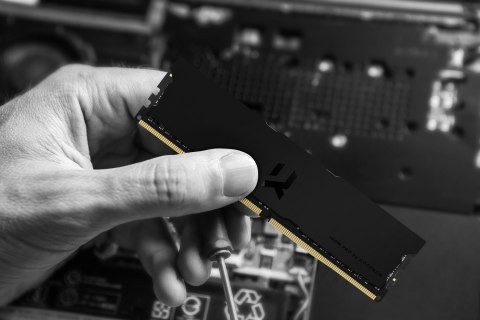 GOODRAM DDR4 IRP-K3600D4V64L18/32GDC 32GB Dual Channel 3600MHz 18-22-22 Deep Black (OUTLET)
