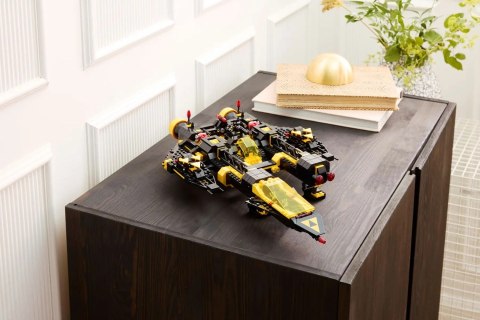 LEGO Icons 10355 - Blacktron Renegade