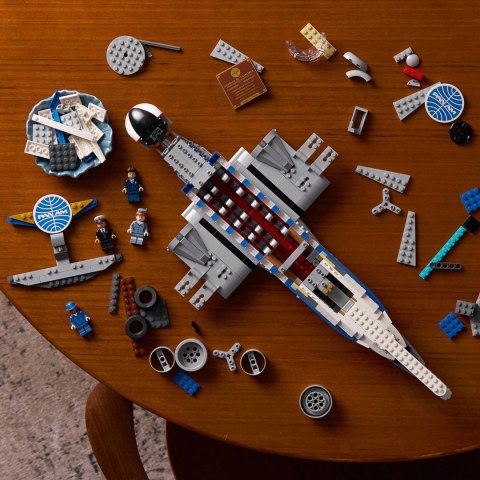 LEGO Icons 11378 - Samolot pasażerski Douglas DC-3 PAN AM