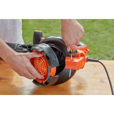 Dmuchawa do liści BLACK+DECKER BLACK+DECKER DMUCHAWA/ODKURZACZ BEBLV301-QS (OUTLET)