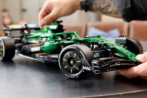 LEGO Technic 42240 - Bolid F1 Aston Martin Aramco AMR25