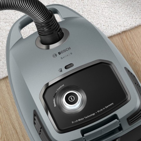 Odkurzacz BOSCH BGB6X330 (OUTLET)