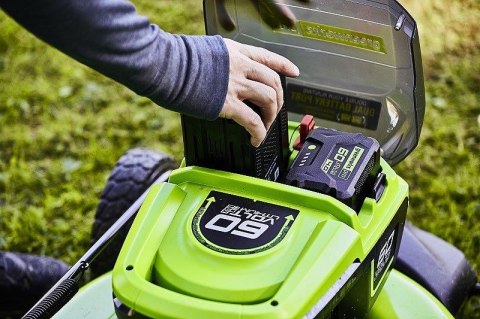 60V Kosiarka 51cm z napędem GREENWORKS GD60LM51SPK4 - Zestaw ładowarka + akumulator 4Ah - 2514307UB