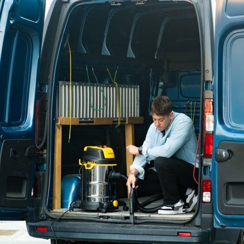 Odkurzacz przemysłowy STANLEY Wet&Dry SXVC30XTDE (1600W; kolor czarny) (OUTLET)