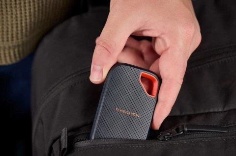 Sandisk Extreme Portable SSD "Tripel" USB 1TB External Drives 2000MB/s(R) / 1800MB/s(W)