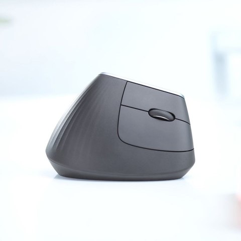 Mysz Logitech MX 910-005448 (optyczna; 4000 DPI; kolor czarny) (OUTLET)