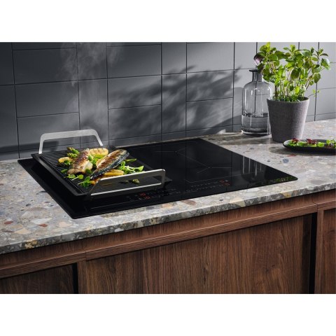 Płyta indukcyjna ELECTROLUX EIV644 60 cm | 4 pola | PowerBoost | timer | czarny