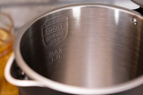 ELDOM CZAJNIK BEZPRZEWODOWY Z REGULACJĄ TEM. C550 CZARNY 5 ZAPISANYCH PROGRAMÓW: 40, 70, 80, 90, 100°C (TWORZYWO + STAL SZLAC