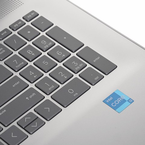 HP 17-CN3003D i3-N305 17.3" 8GB SSD256 BT Win11 Natural Silver (REPACK) 2Y (OUTLET)