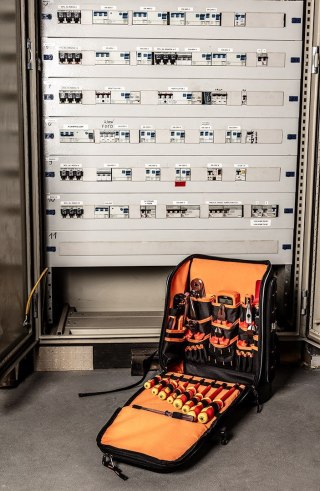 NEO TOOLS Plecak elektryka 31 elementów