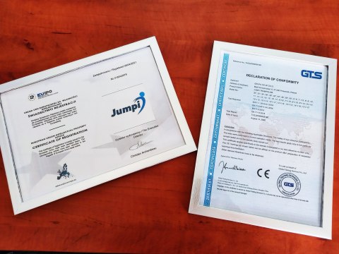 Trampolina Ogrodowa Jumpi 487cm/16FT Maxy Comfort Plus Czerwona Z Wewnętrzną Siatką
