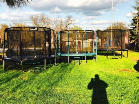 Trampolina Ogrodowa Jumpi 374cm/12FT Maxy Comfort Czarna Z Wewnętrzną Siatką