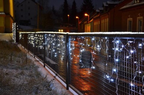Świąteczny świetlny deszcz - 2,7 m, 72 LED, ciepła biel