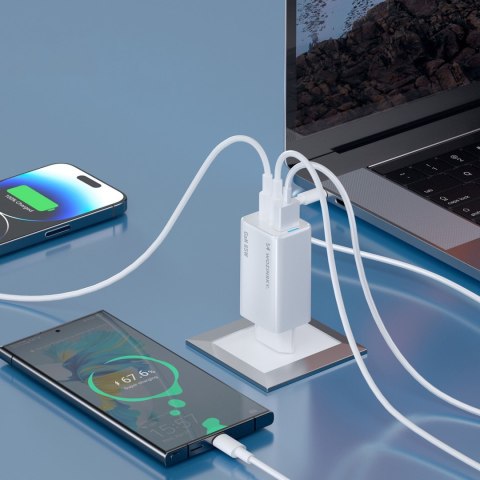 Ładowarka sieciowa GaN USB-A USB-C z kablem USB-C 65W - biała