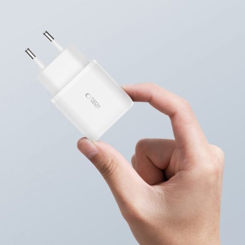 Ładowarka sieciowa C20W USB-C USB-A 20W z kablem USB-C - biała