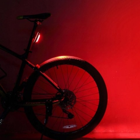 Lampka rowerowa tylna pod siodełko czerwona wodoodporna USB-A