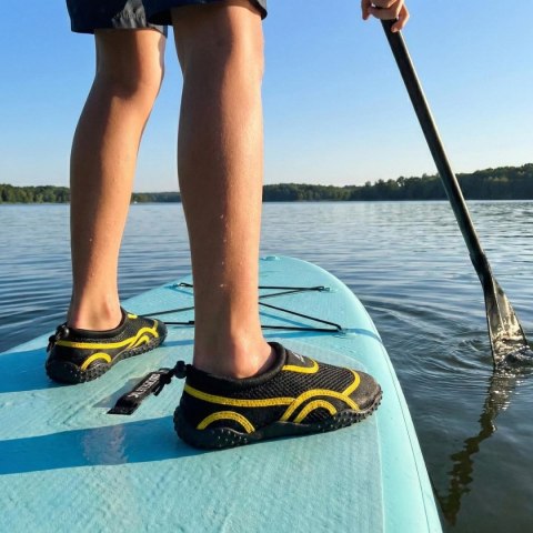 BUTY DO WODY JUNIOR BLACK/ YELLOW XQMAX R.28