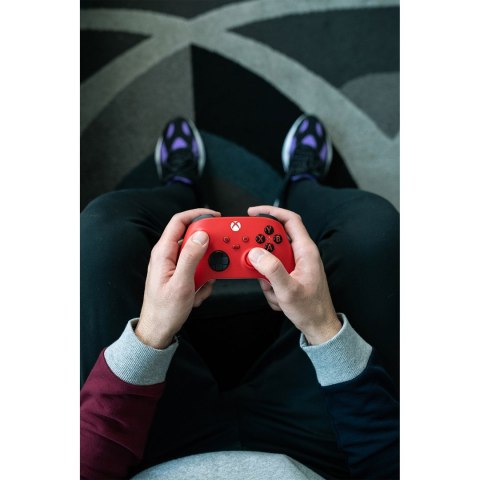 Microsoft Xbox Series Kontroler - Pulsujący czerwon (WYPRZEDAŻ)