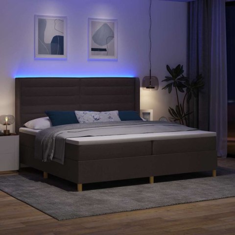 Łóżko sprężynowe z materacem z LED Brązowy 140 x 200 cm tkanina