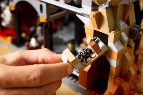 LEGO Icons 10333 - Władca pierścieni: Barad-dur (OUTLET)