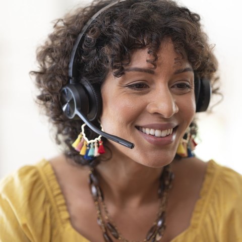 Słuchawki Poly Voyager 4320 USB-A Headset +BT700 dongle + podstawka ładująca 77Y99AA