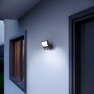 Naświetlacz z czujnikiem Steinel XLED curved LED PIR 9,3W 3000K 862lm IP44 IK03 230V antracytowy / tworzywo sztuczne