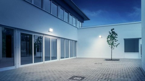 Naświetlacz bez czujnika Steinel XLED PRO ONE Plus LED 33,1W 3000K 4370lm IP44 IK03 230V antracytowy / aluminium