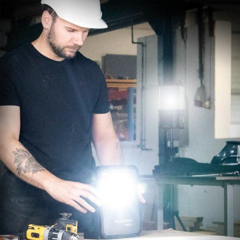 Akumulatorowa lampa robocza 10000 lm NOVA 10 CONNECT 03.6102C