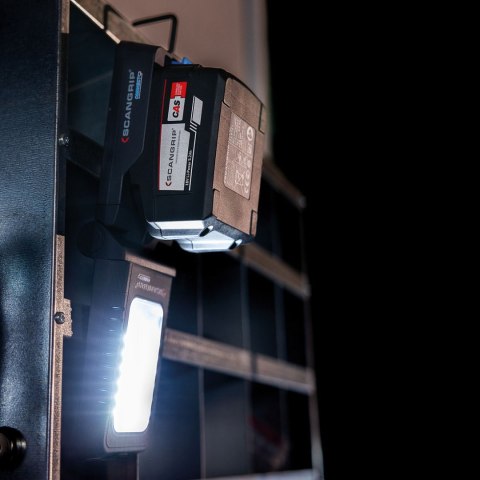 Kompaktowa lampa robocza 1000 lm BASIC CONNECT 03.6109C