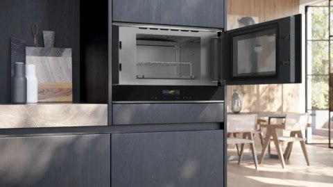Kuchenka mikrofalowa SIEMENS BE732R1B1