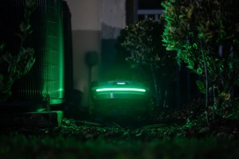 Robot koszący Greenworks Ai Mowbot 12 1200 m2