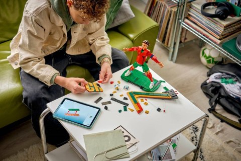 LEGO Editions 43016 - Cristiano Ronaldo - piłkarska legenda