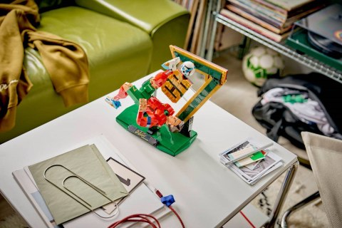 LEGO Editions 43016 - Cristiano Ronaldo - piłkarska legenda