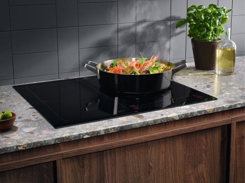 Płyta indukcyjna ELECTROLUX EIS62453