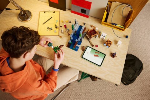 LEGO Minecraft 21597 - Stacja Ghasta